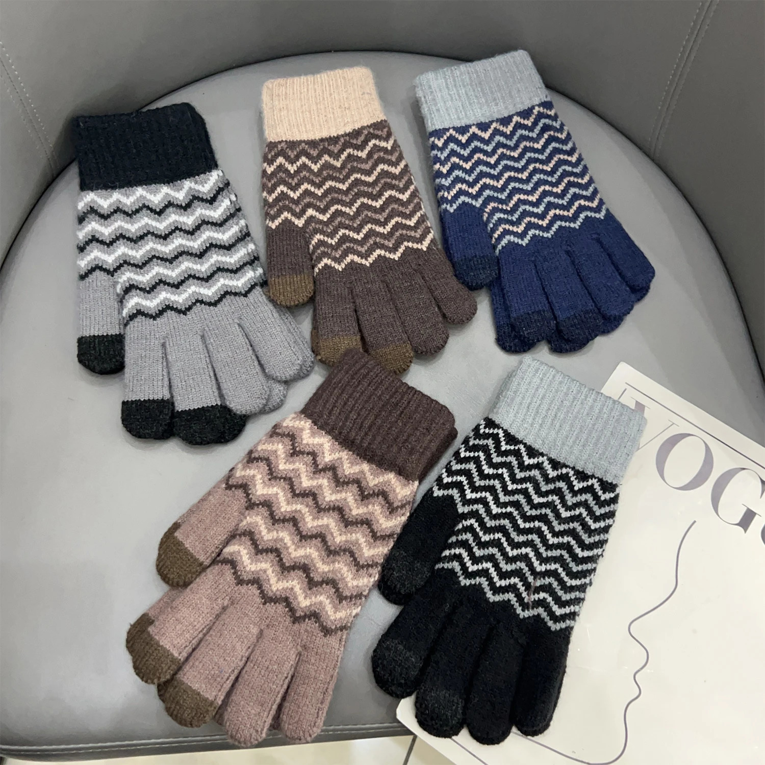 Winter Plush Knitted Warm Gloves Children and Adults Outdoor Cycling Padded Fivefinger Touchscreen 241225