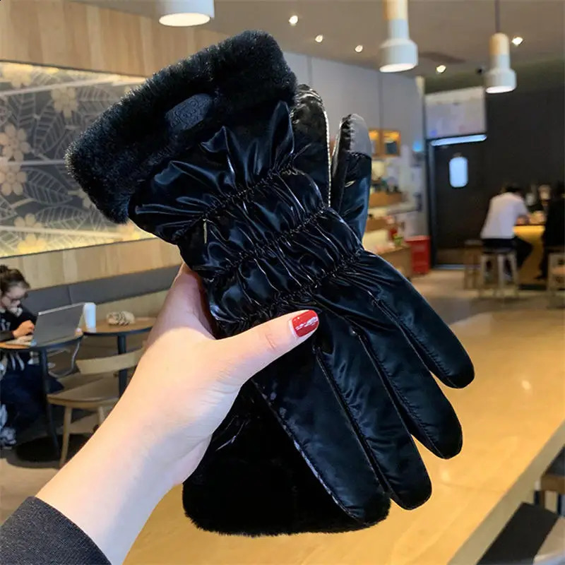 Cute Padded Gloves Women Winter Fleece Thickened Warm Cycling Mountaineering Skiing Plush Cotton Gloves 241226