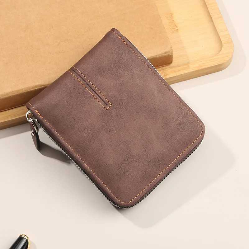 2025 new mens wallet short horiztal zipper three fold zero wallet casual buckle square bagXJ241225