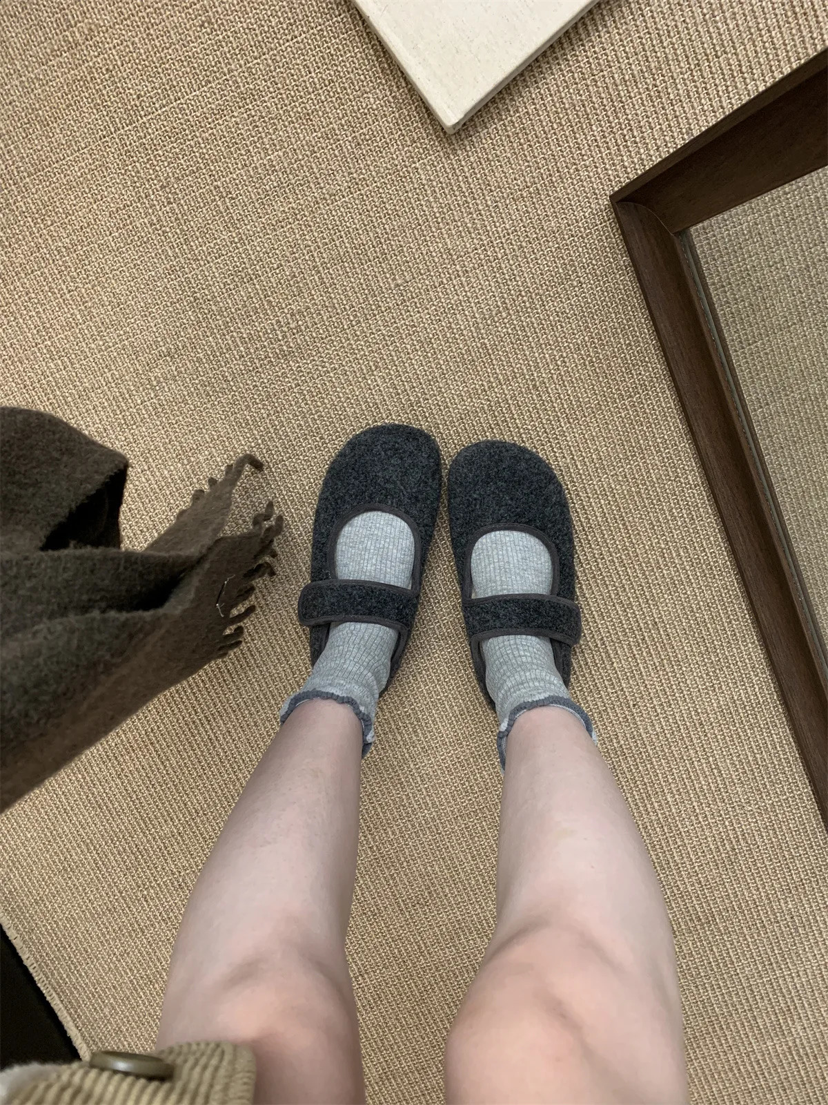 Vintage furry beans cotton shoes women wear 2024 winter plus fleece flat cute Mary Jane fashion shoes241226bj