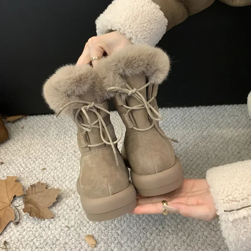 Waterproof Snow Boots with Fleece Thickened Warm Cotton Shoes Short Tube with Fleece Martens Flat Wool Shoes for Women 241226