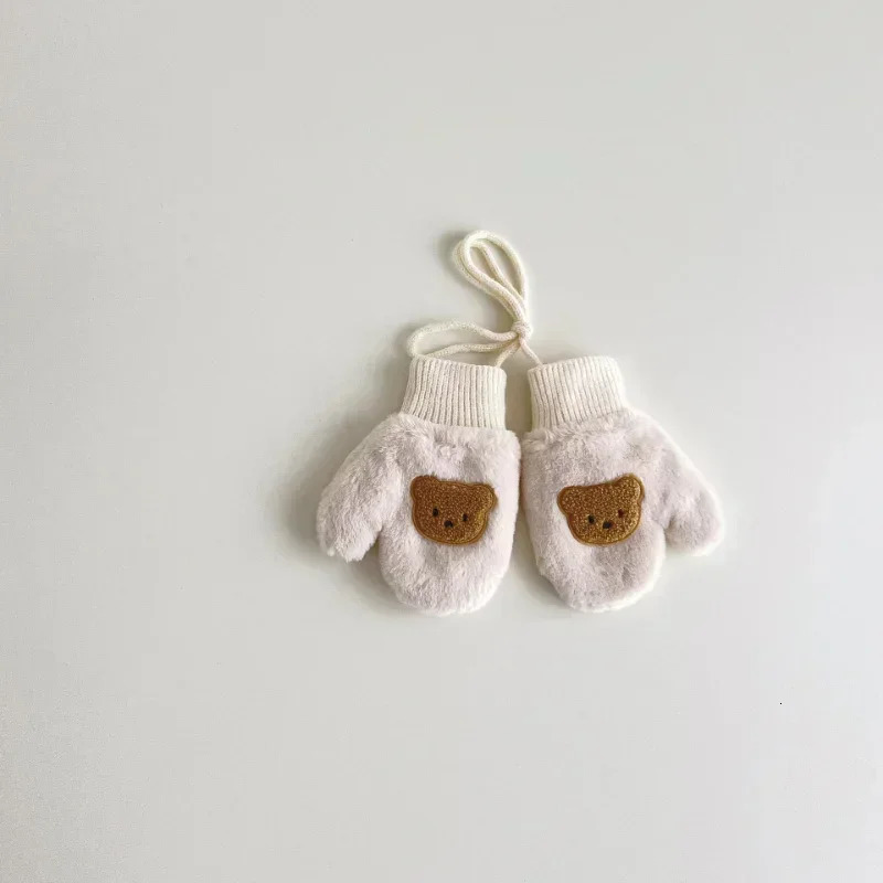 Warm Furry Young Kids Mittens for Boy Girl Cute Cartoon Bear Plush Glove Toddler Autumn Winter Outdoor Neck Lanyard 241225