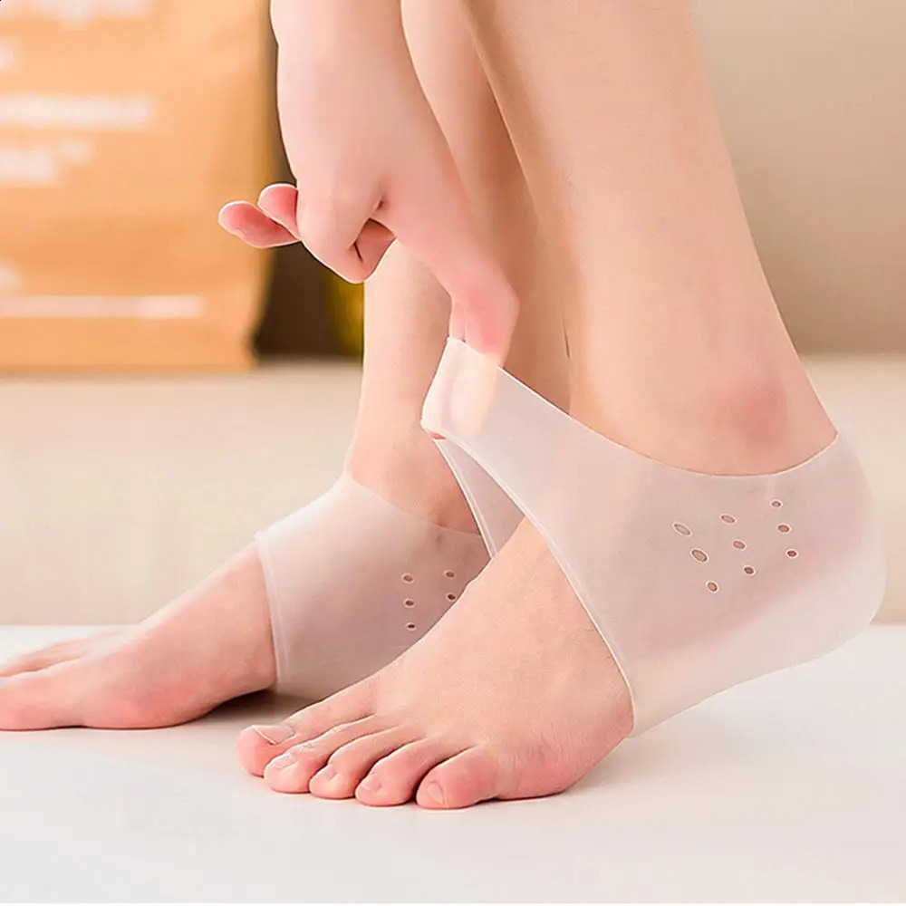 1 Pair Height Increase Insole Invisible Inner Wearable shoepad Men Women Silicone gel Insole Foot Massager Care Tools 241226