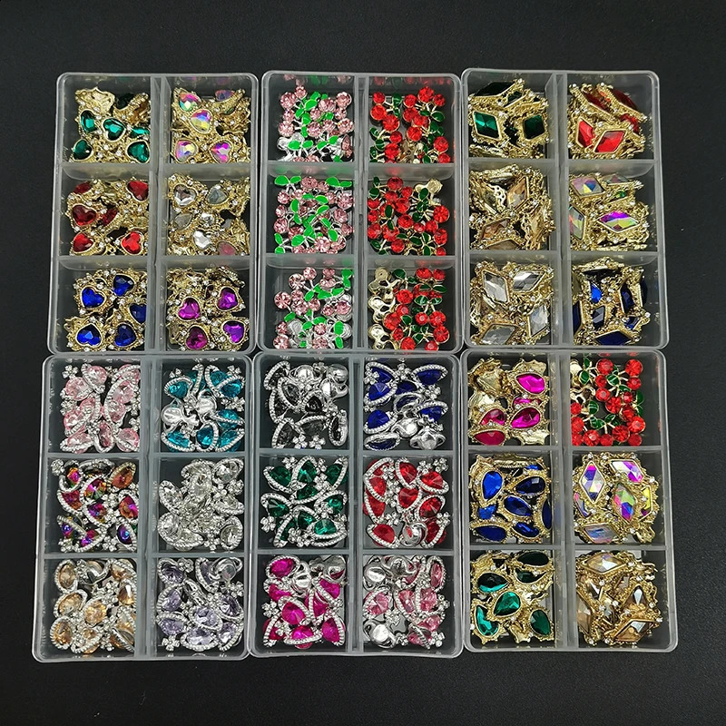 1Box 3D Nail Rhinestones Heart/Planet Nail Charms Jewelry Glass Luxe Nail Parts Diamond Crystal Nails Art Decoration Accessories 241226