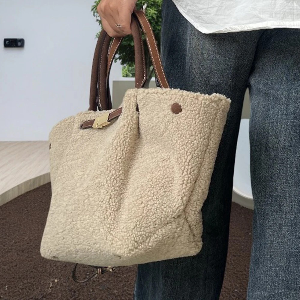 Lamb Wool Wing Bags For Women Winter Warm Plush Designer Handbags Large Capacity Shoulder Bag Top Handle Shopper Purses