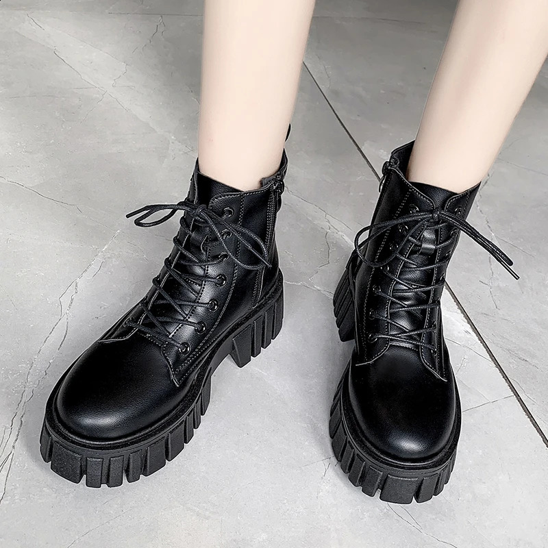 Thick-soled Women Boots Female British Style Fashion All-match Spring and Autumn Breathable Heightening Short Boots 241226