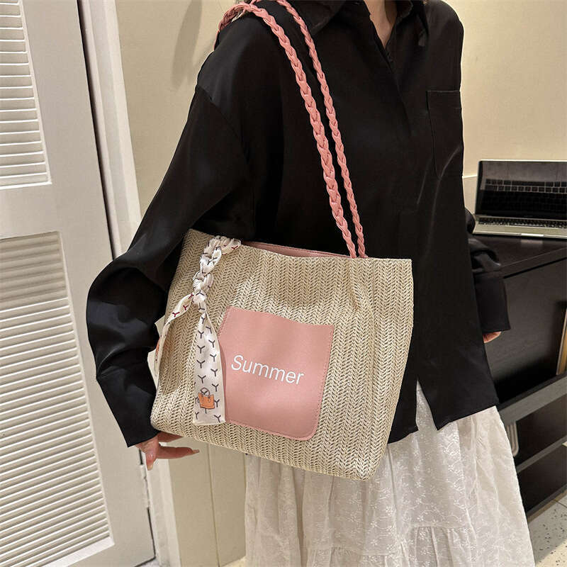 Large Capacity Contrasting Woven Fashionable Silk Scarf Handbag, Commuting Bag, This Year's Popular New Single Shoulder Tote Bag