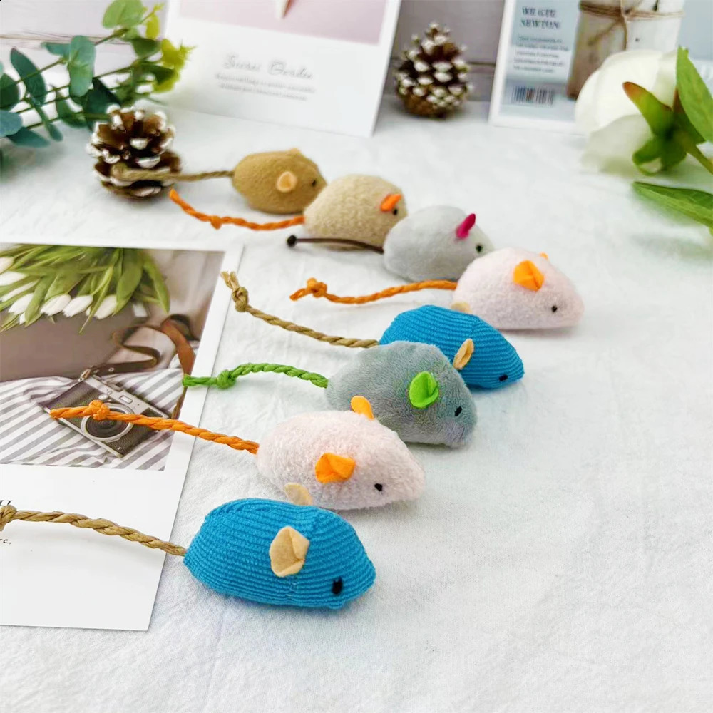 100pcs Cat Mice Toy Plush Catnip Filled Mouse for Indoor Cats and Kittens 241224