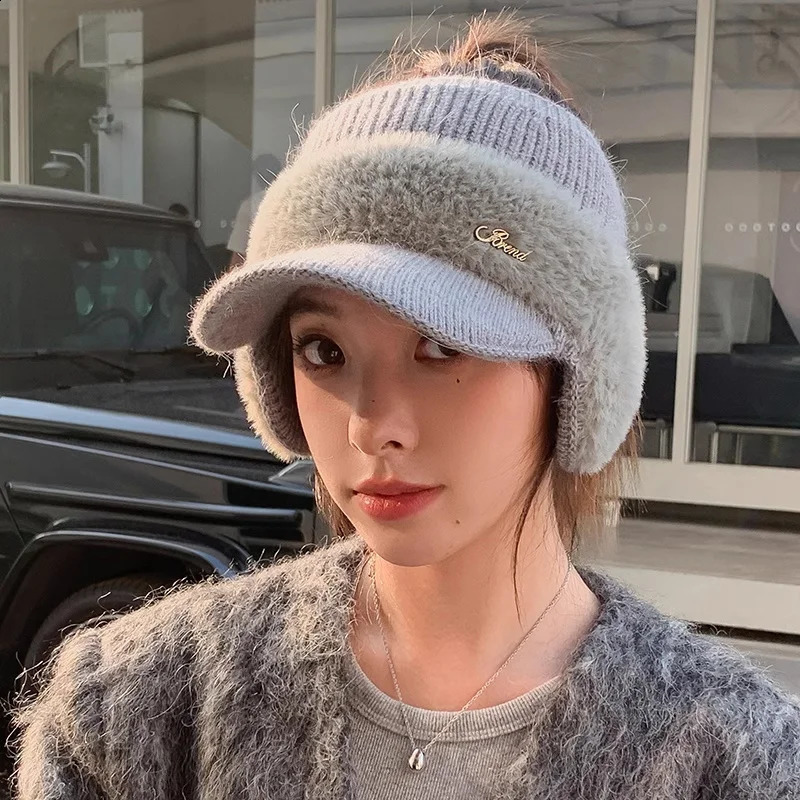 Winter Hat for Women Fashion Winter Warm Ear Wing Knitted Cap Baseball Cap Outdoor Sports Windproof Ponytail Hat Visor 241226