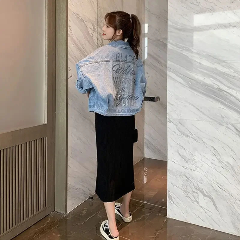 Sequin Female Jeans Coat Diamonds with Rhinestones Spring Autumn Small Short Graphic Outerwears Print Womens Denim Jackets Blue 241223