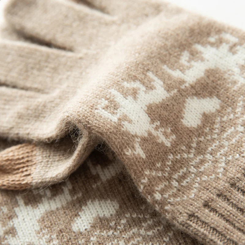 Cashmere knitted gloves Autumn/Winter hand warm Soft and delicate classic knitted print n for both men and women 241226