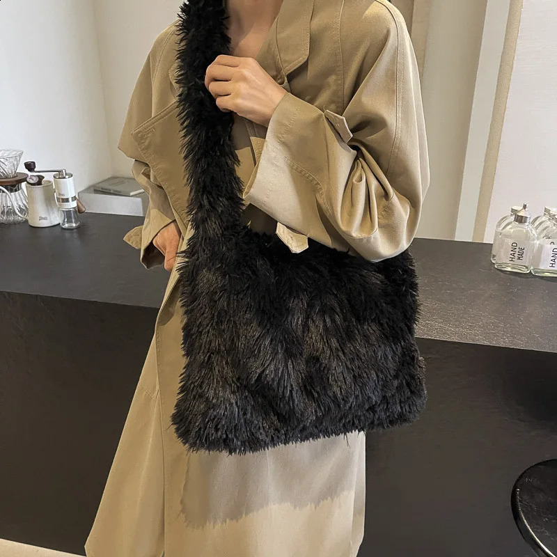 Women Plush Crossbody Bag Fluffy Winter Handbag Solid Color Messenger Bag Tote Purse Work Shopping Bag241226