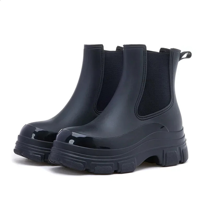 Women thick soled rain shoe Outdoor waterproof boots women comfort mid top boots Casual fashion water shoes Botas Zapatos 241226