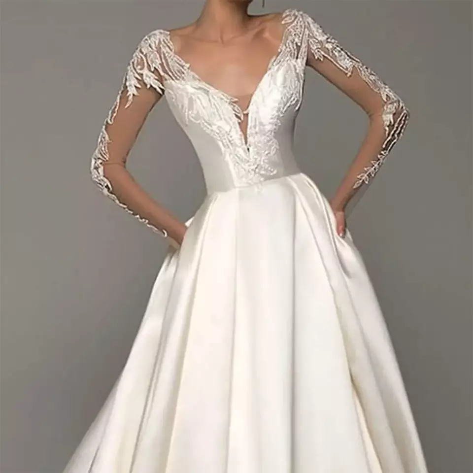 Bohemian Wedding Dresses Lace V-Neck Elegant Wedding Gown Boho Beach Bridal Dress Long Sleeves Open Back vestido novia Plus Size