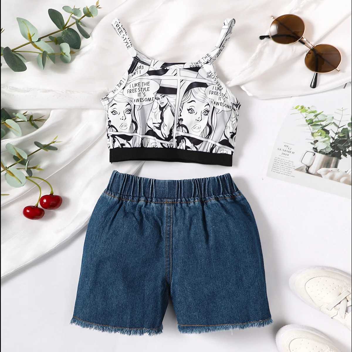 Clothing Sets 2PCS Kids Girl Clothing Set Character Print Sleeveless Top+Denim Shorts Fashion Personality Outfit for Children Girls 1-6 YearsY241225HJ