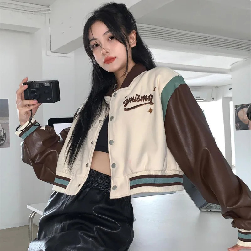 Y2K Cropped Baseball Jackets Women Harajuku Oversized Bomber Coat Streetwear Korean Letter Print Casual Short Outerwear Tops 241218