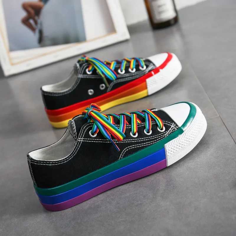 Womens vulcanized shoes canvas sports shoes summer candy colors new fashion rainbow womens platform walking womens tablet comfortable and casual M2412
