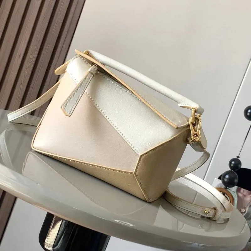 New Free Shipping High-quality Designer Bag, Genuine Leather Handbag, One Shoulder Women's Bag, Puzzle Handbag, Handbag, Horizontal Geometric Squ