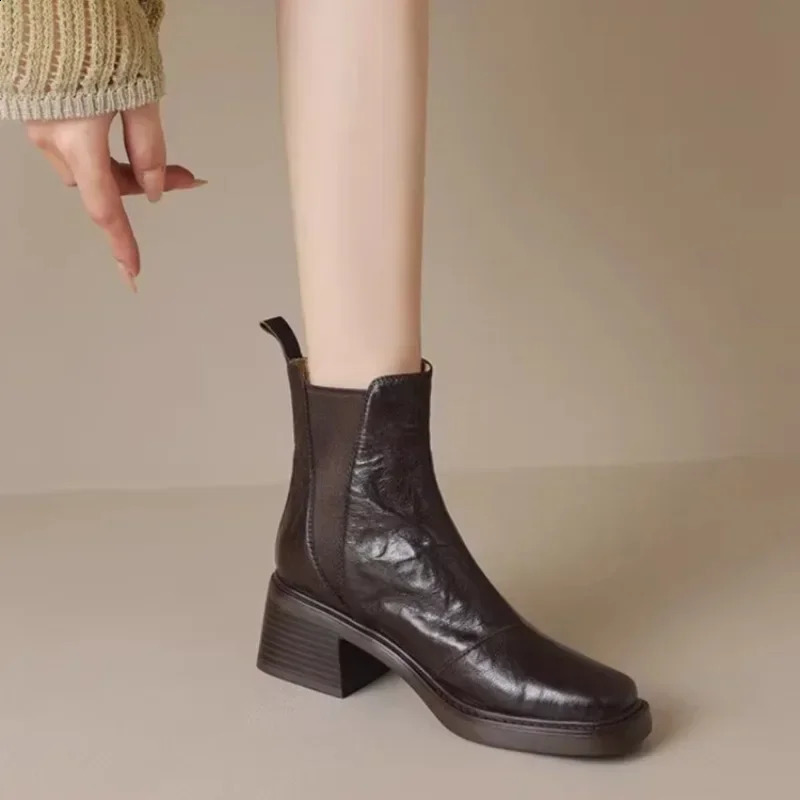 Fashion Solid Color Womens Boots Square Toe Nude Boots Versatile Professional Casual Short Spring and Autumn 241226