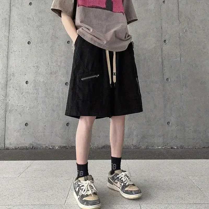 Korean style multi pocket cargo shorts men summer y2k trendy loose and versatile mid pants retro personality casual sports pants W241226