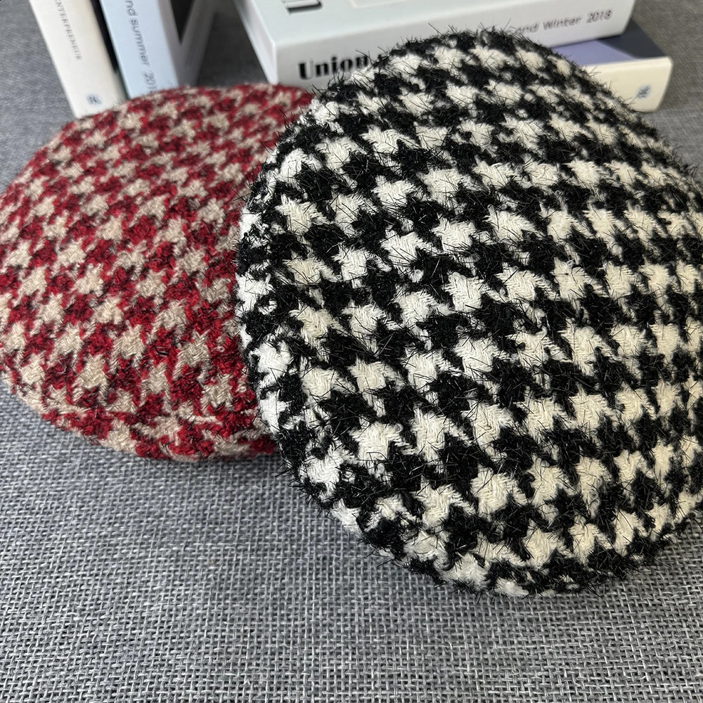 Wool Berets Red Black Plaid Vintage Autumn Winter French Octagonal Peaked Hats Painter Hat Street Women Girl Caps FDM09 241226