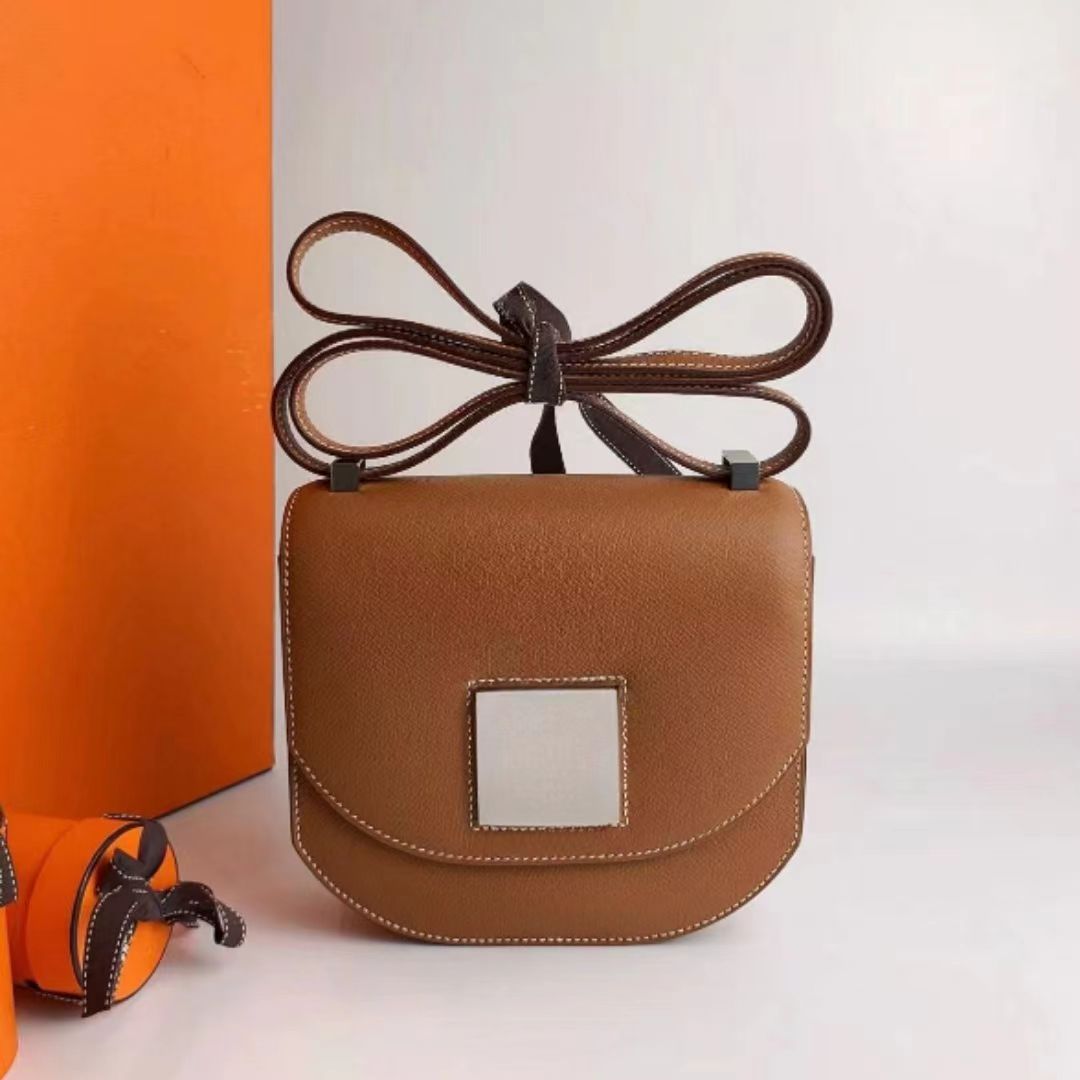 Fully handmade Designer Crossbody Bag Flap Bag Stylish Shoulder Bag Luxury Purse 17 21cm in imported French Original leather 18K Mosaic lock hardware