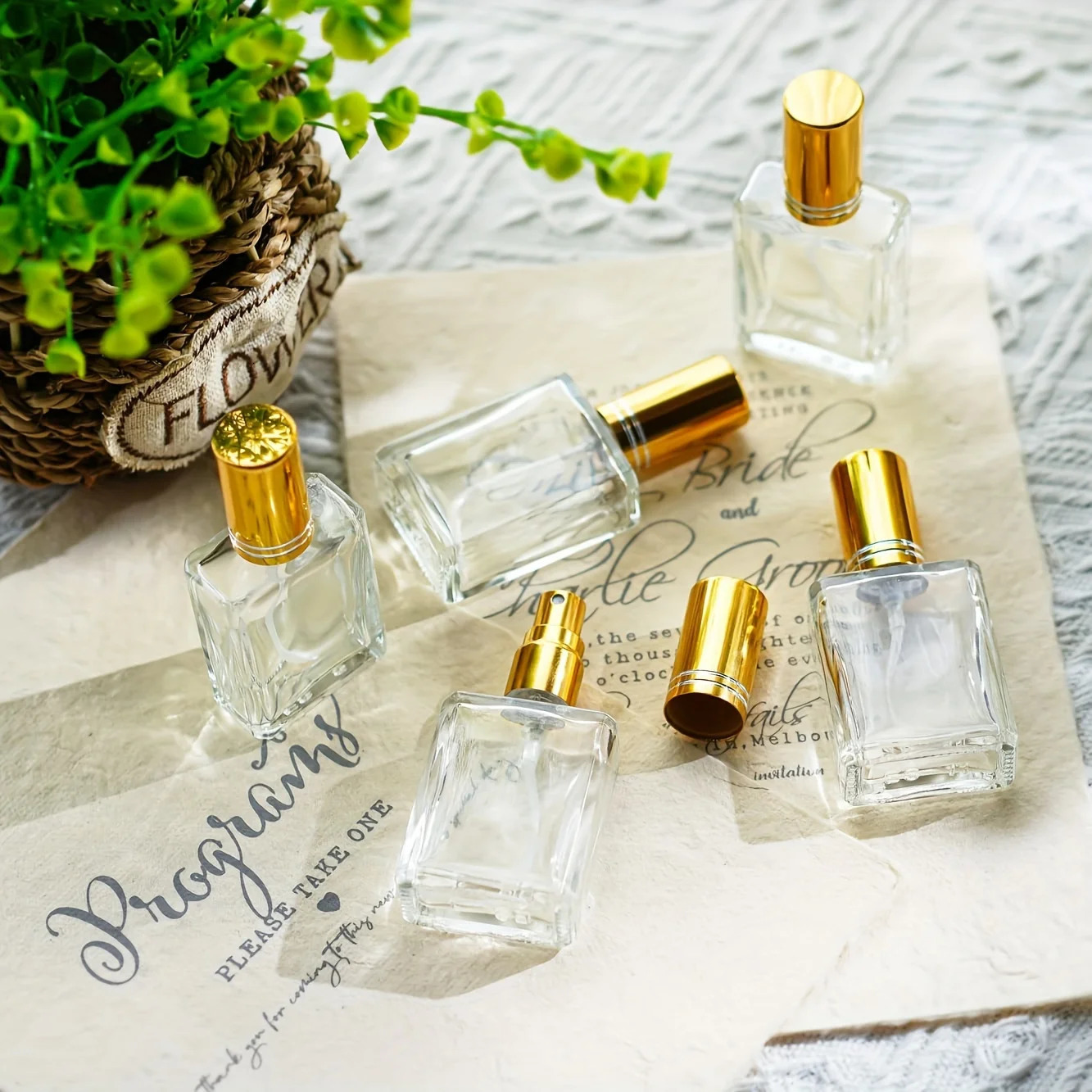 12pcs6 accessories 15ml transparent perfume spray bottle including 12 spray bottles 3 funnels and 3 sub-packing artifacts 241225
