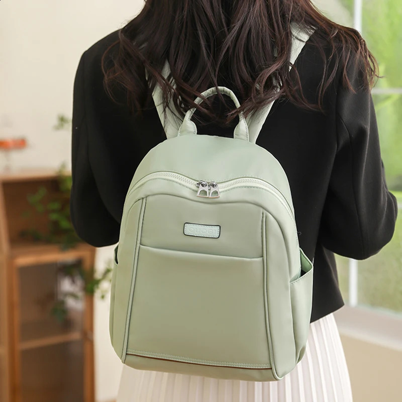 Large Capacity Solid Color Multifunctional Backpacks Light Nylon Waterproof Knapsack Womens Backpack Sac A Dos 241226
