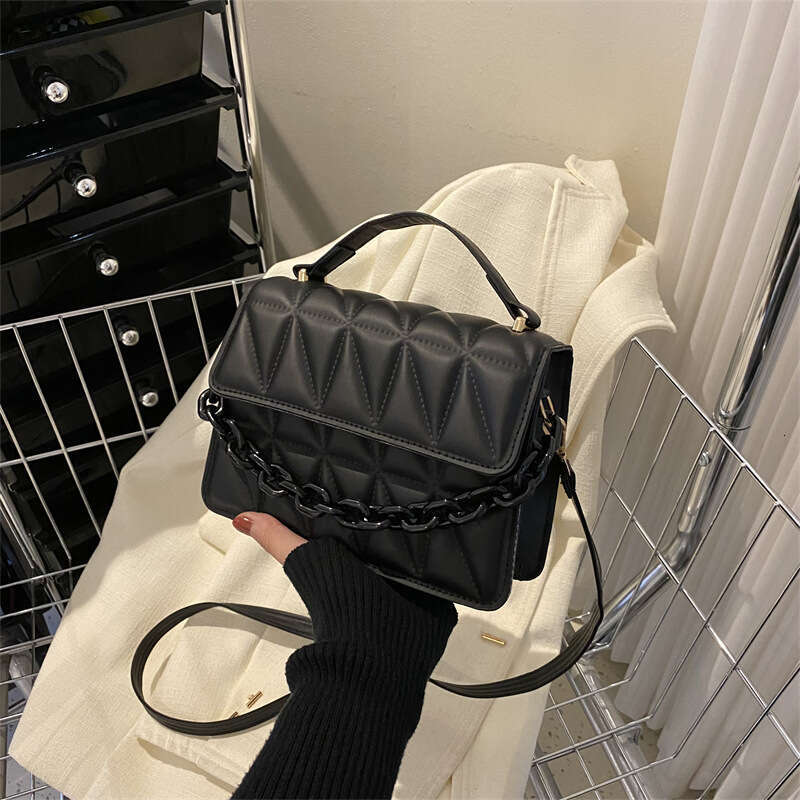 Minimally Designed Retro Hand-Held Small Square Women's Autumn And Winter New Chain Shoulder Crossbody Dia Grid Bag