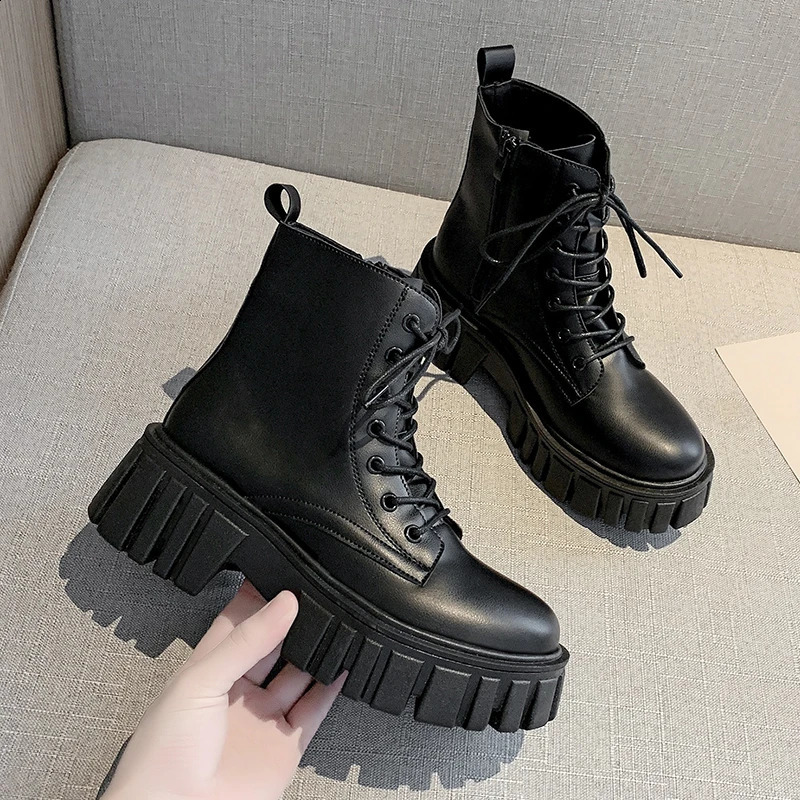 Thick-soled Women Boots Female British Style Fashion All-match Spring and Autumn Breathable Heightening Short Boots 241226