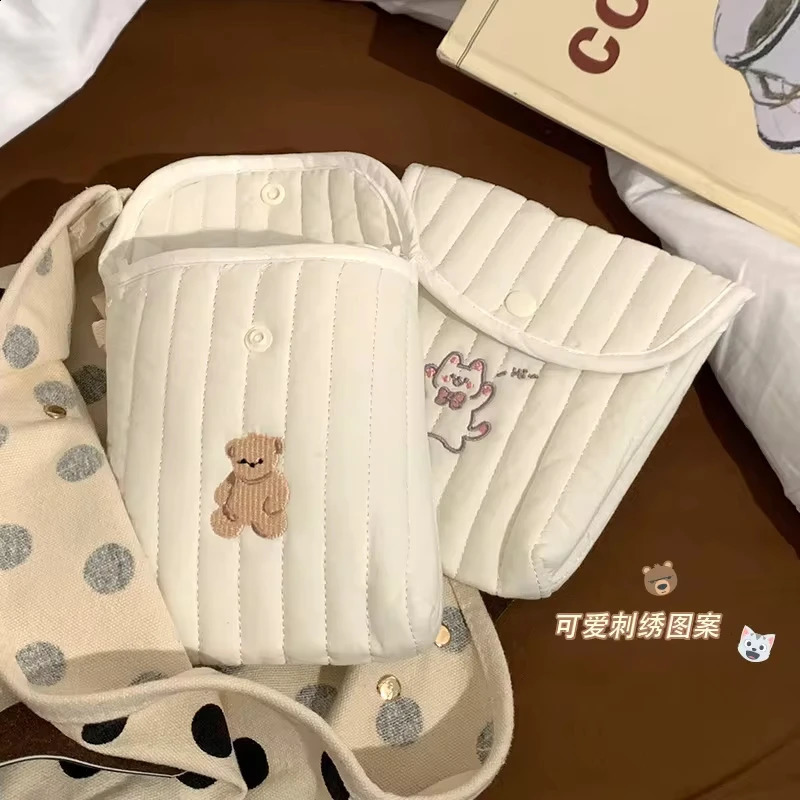 Cute Sanitary Napkins Menstruation Towel Storage Bag Portable Mini Student Tampon Monthly Bag Storage Bag 241226