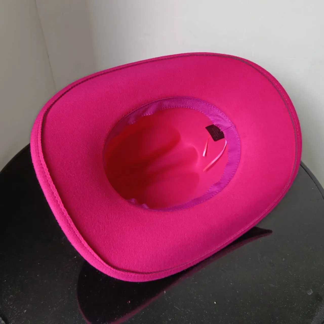 New 9CM Wide Brown Western Mens Cowboy Hat Retro Charm Cowboy Girl Jazz Hat Cloche Church Cs Sombrero Hombre W241225