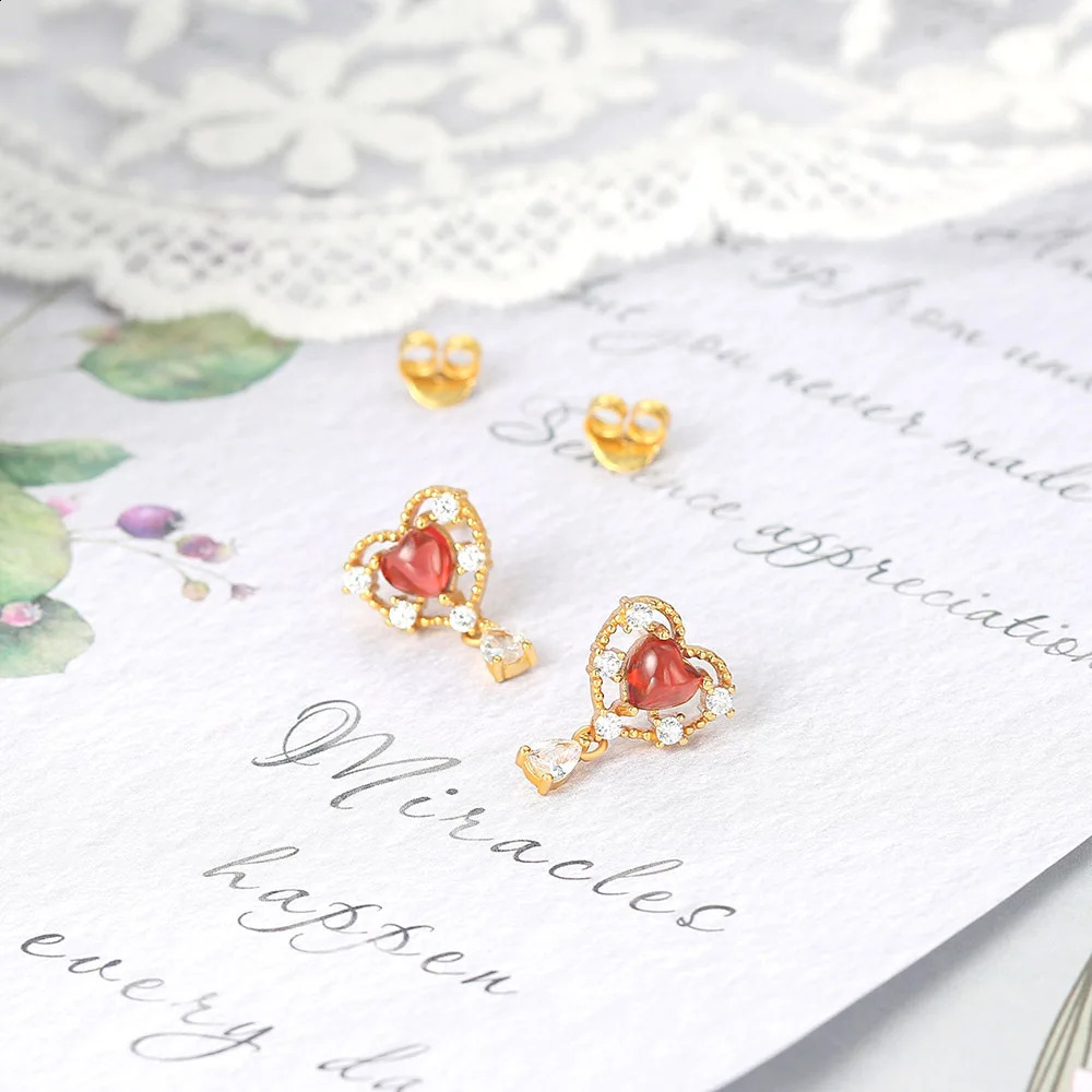 LAMOON Natural Garnet Heart Earrings For Women Sterling Silver 925 Stud Earring Korean Anime Vivi Gold Plated Fine Jewelry Gifts 241226
