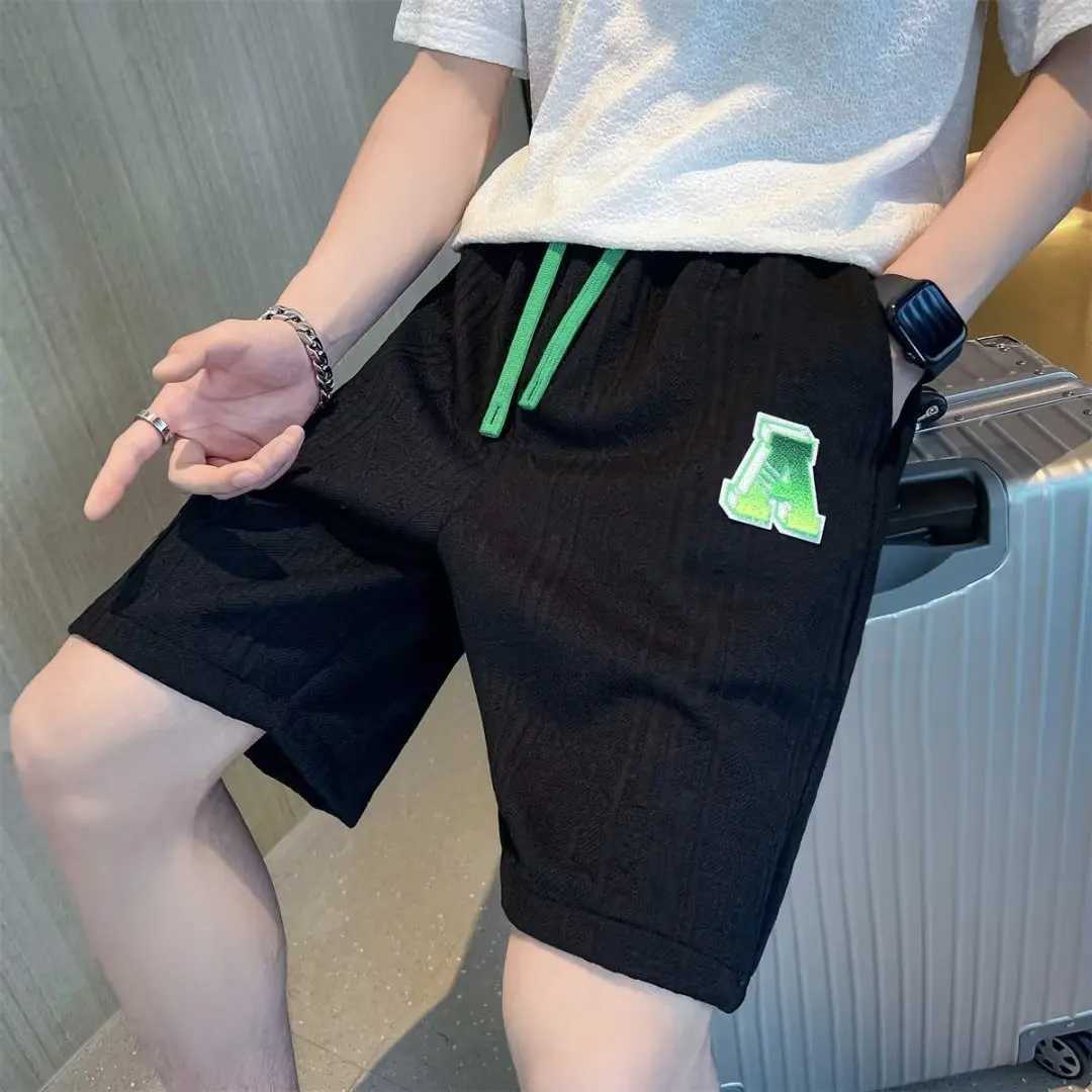 Spring 2023 Mens Korean Fashion Green Shorts Harajuku Street Mens Casual Shorts New Home W241226