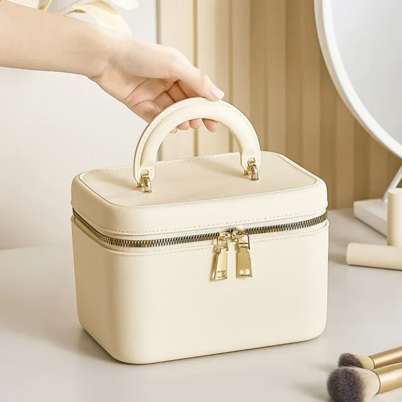 Large Capacity Storage Bags Portable Travel Bag Handbag Perfume Cosmetics Toiletries and Personal Necessities Storage Container 241226
