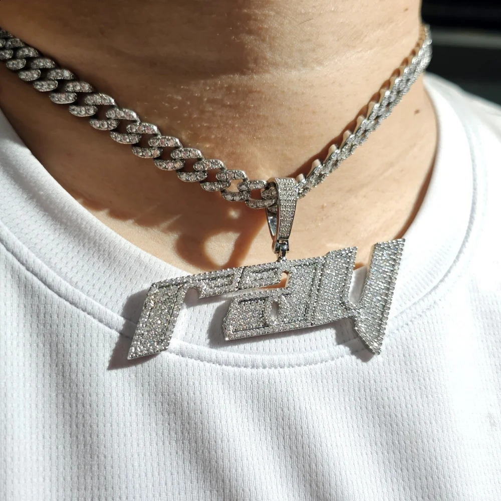 Custom Italics Word Pendant Chain Personalized Cubic Zircon Diamond Name Necklace Sporty Style Hip Hop Jewelry Gift For Him Her 241226