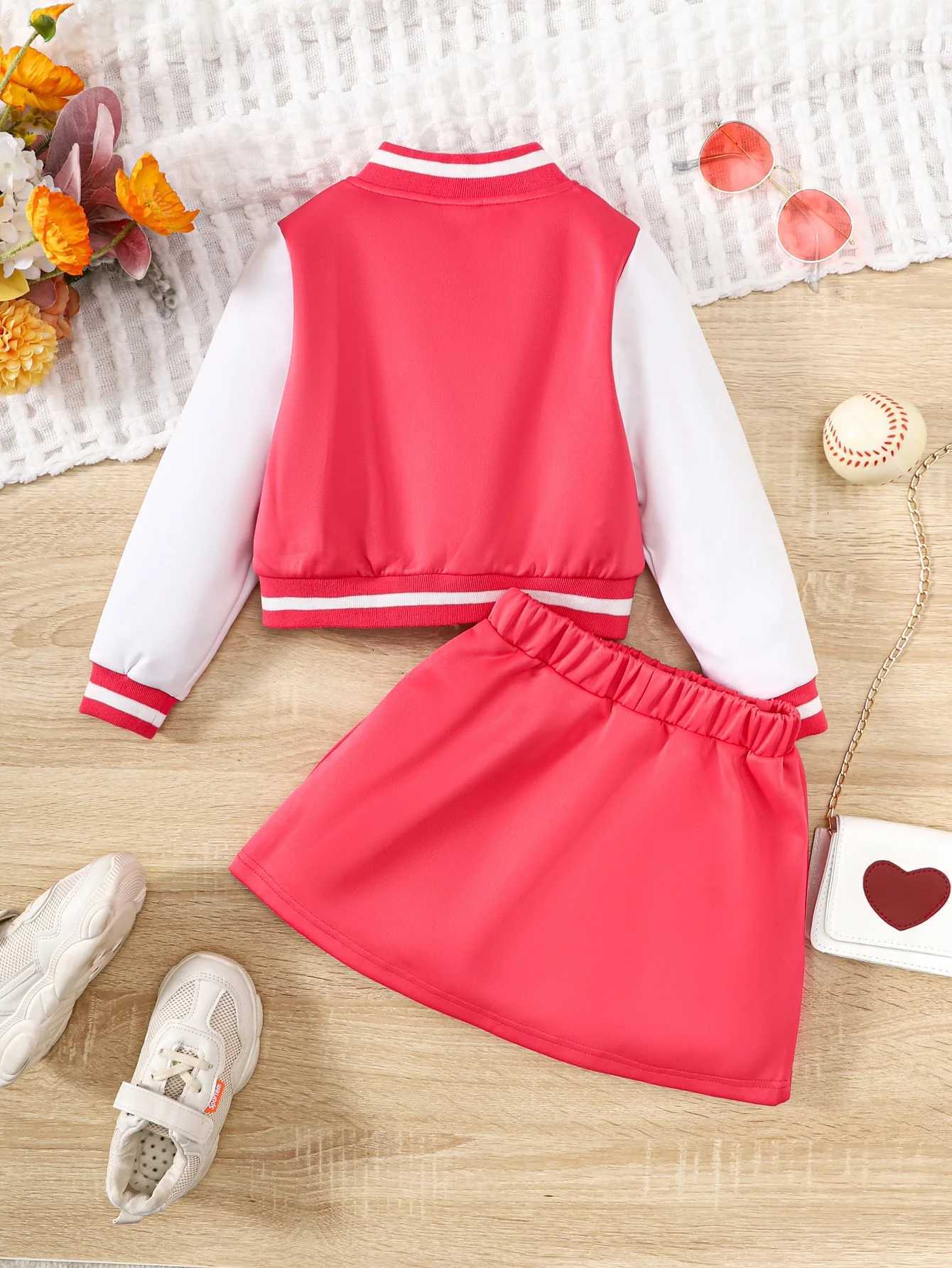 Clothing Sets 2PCS Children Girls Clothes Set Baseball Long Sleeved Overcoat+Short Skirt Fashion Western Style Design Suit Kids Girl 1-8 YearsY241225Q
