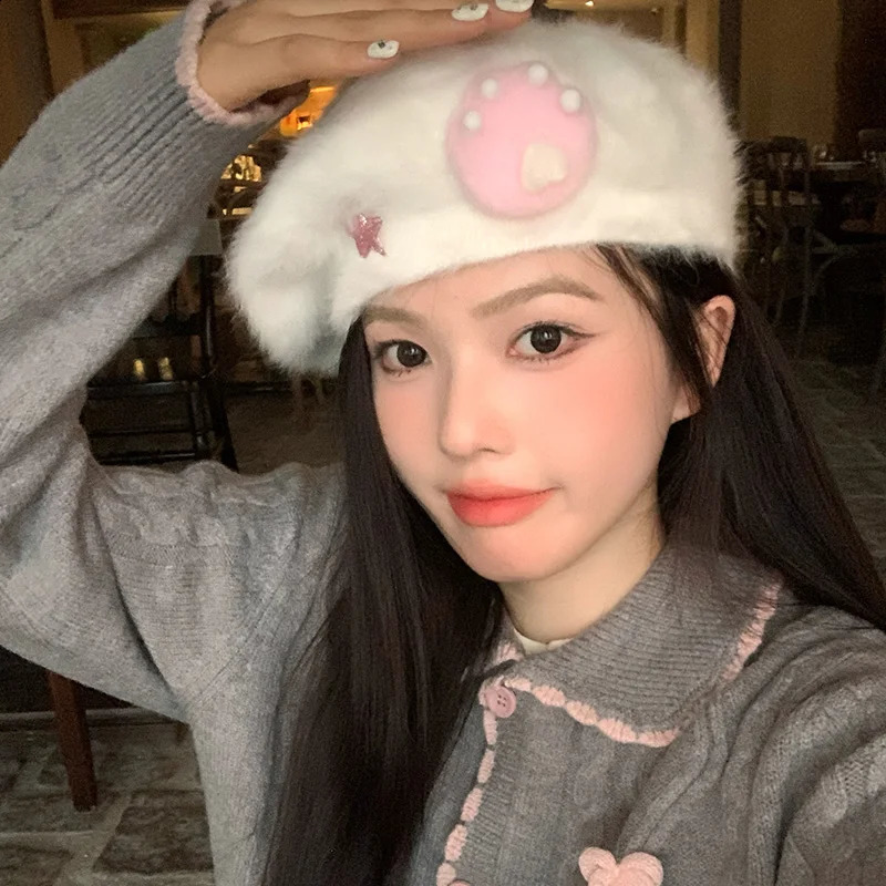 Winter Sweet and Cute Cat Paw Decoration White Rabbit Fur Beret Outdoor Street Trend Warm Plush Painter Hat for Womens 241226