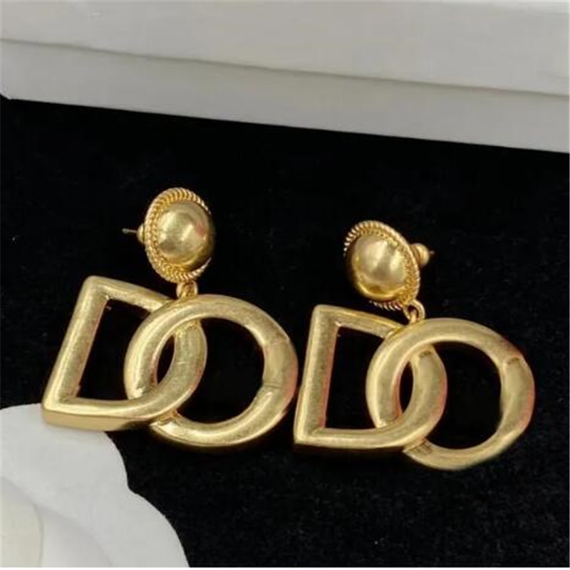 New Classic Stud 18k Gold Letter Dangle Chandelier Pendant Earrings Women Brand Designer Studs Fashion Jewelry 2.3.4cm Optional