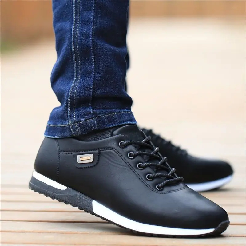 Mens Leather Shoes Korean Version Mens Casual Shoes Waterproof Flat Bottom Lace Up Wear-resistant Soft Sole Comfort Sneakers241226bj