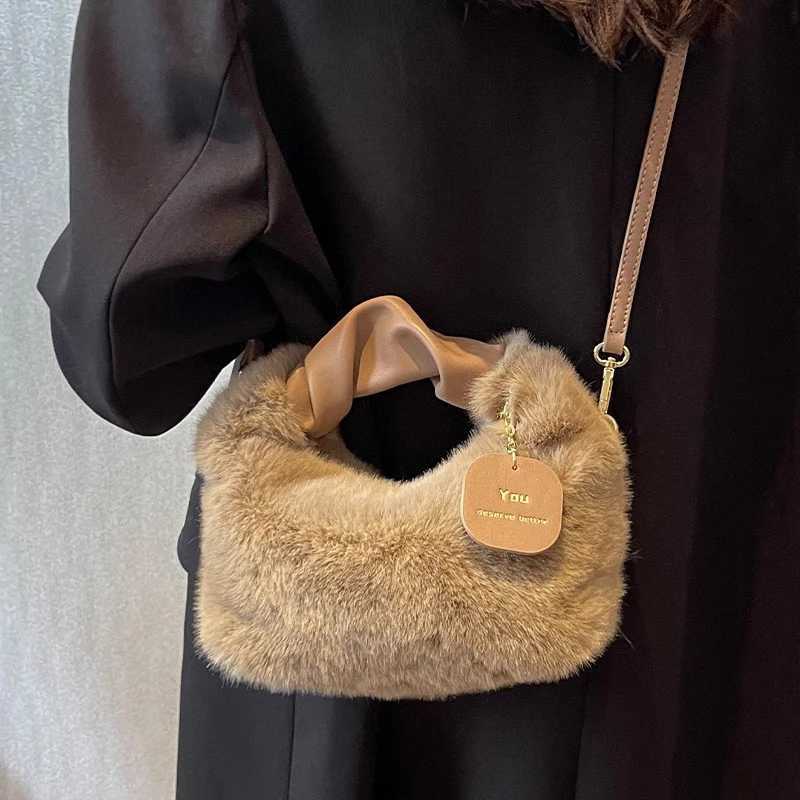 Women Plush Handbags Ruched Handle Small Lady Shoulder Crossbody Bag Casual Tote Half-Mo Hobos Winter BagsXJ241225