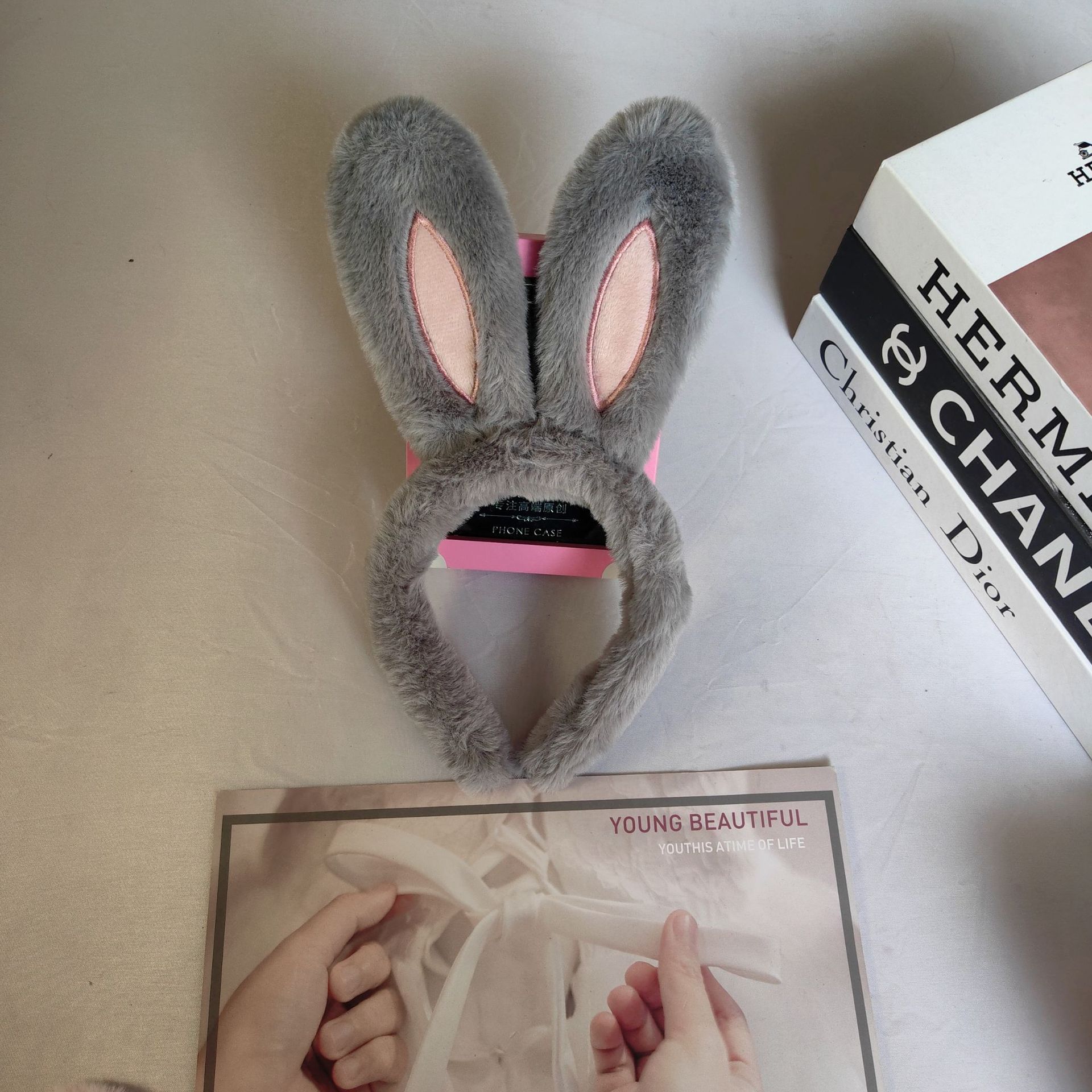 New Korean version cute plush rabbit ear headband female cartoon super cute and versatile bunny face wash makeup headband hair accessory