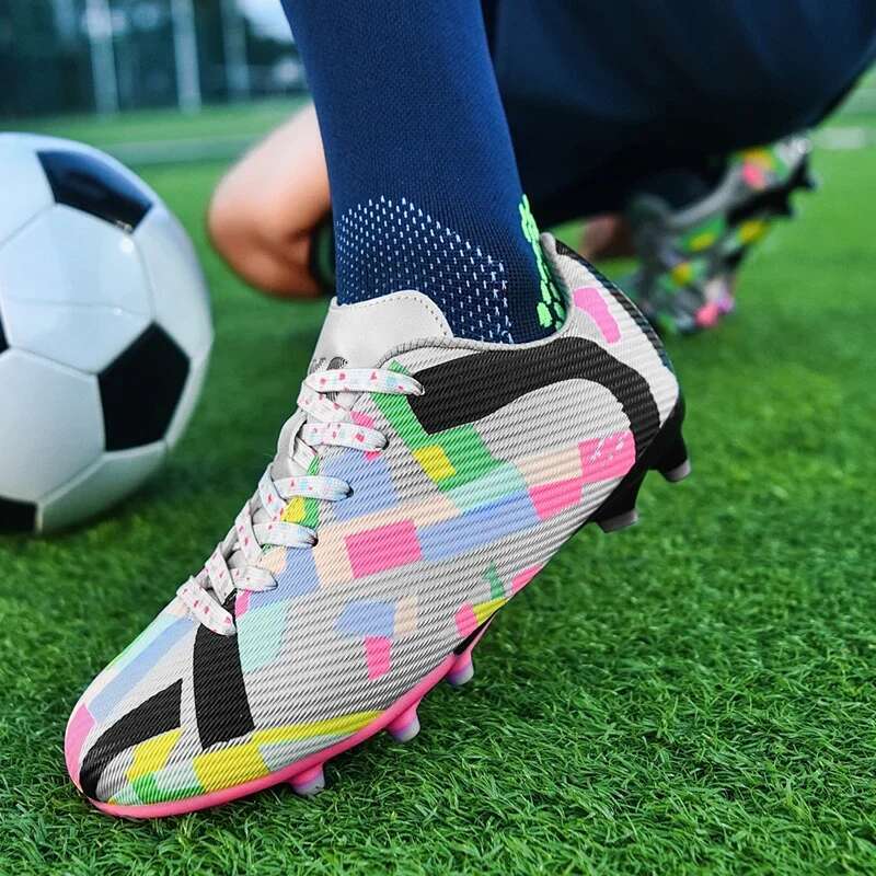 New Men Soccer Long Spikes Football Boots Hot-selg High-quality Indoor Sneakers Outdoor Sports Shoes Match