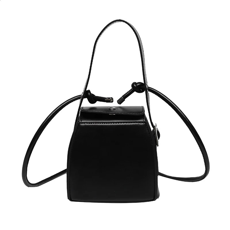 Home>Products>Fashion>Fashion>PU box cross shaped bag womens magnetic buckle bag 241223