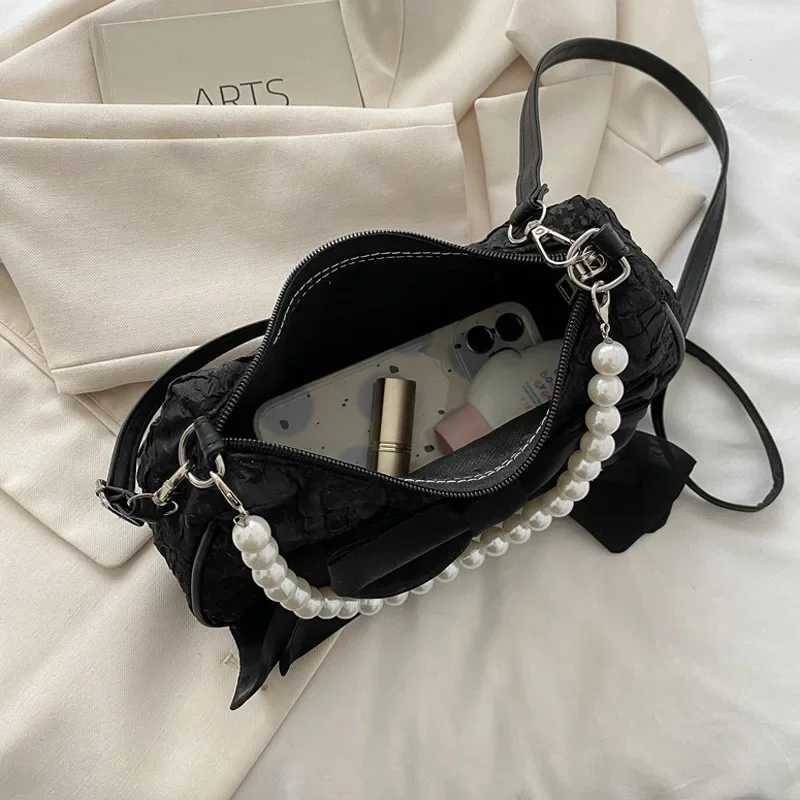 Pearl Female Bag Luxury Designer Handbag Bow Crossbody Bags Fi Canvas Womens 2024 Trend Shoulder bag PursesXJ241225