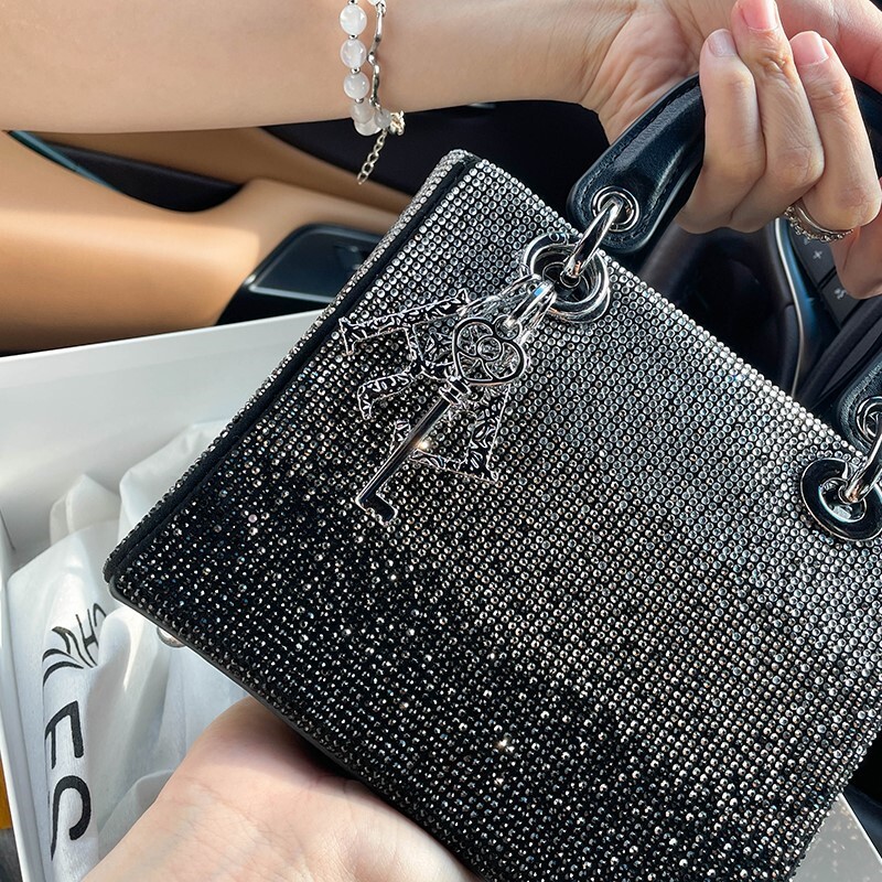 Women's Handbag 2024 New High-End Gradient Rhie Chain Portable Small Square Bag, Evening Banquet Designer Crossbody Bag