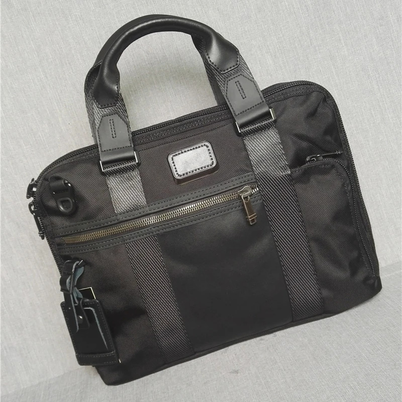 Fashion 14 inch Laptop Briefcase Business Handbag For Men Large Capacity Mens Briefcase 241225