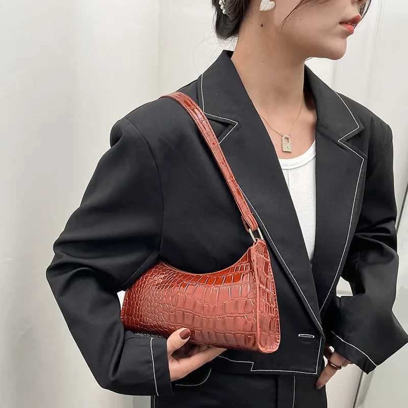 Fiable Underarm Bag Womens Small Handbag Autumn Winter Single Shoulder BagXJ241225