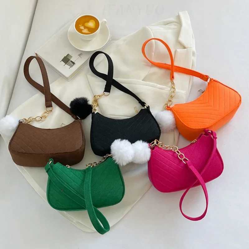 Lady Armpit Design Luxury Tote Released Fi Ladies Handbag Under Crescent Small Square Bag Small Solid Color Shoulder BagsXJ241225
