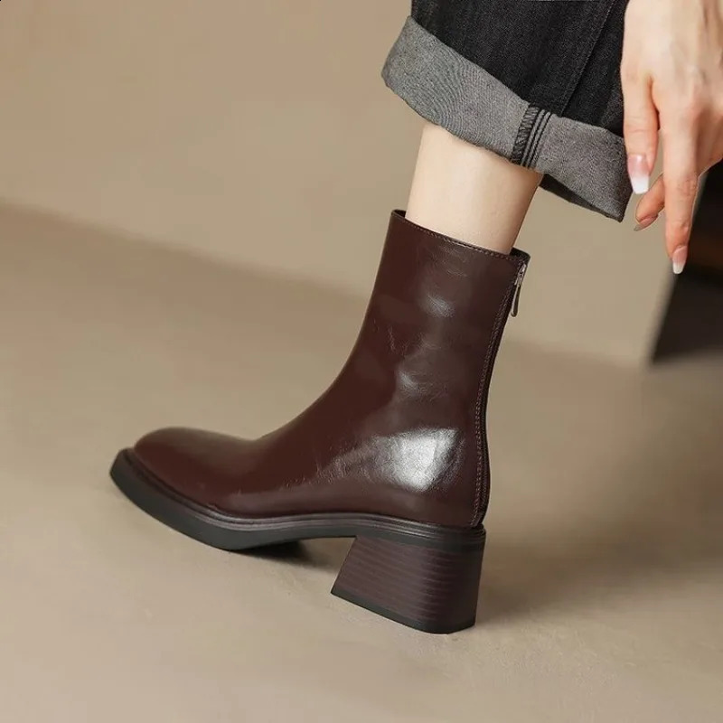 Black Omens Shoes Genuine Leather Womens Boots Thick Soled Coarse Boots Womens Solid Color Womens Shoes High Heel Boots 241226
